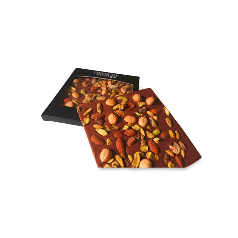 Czekolada Chocolate Bush - mleczna z migdałami, orzechami i pistacjami 100g