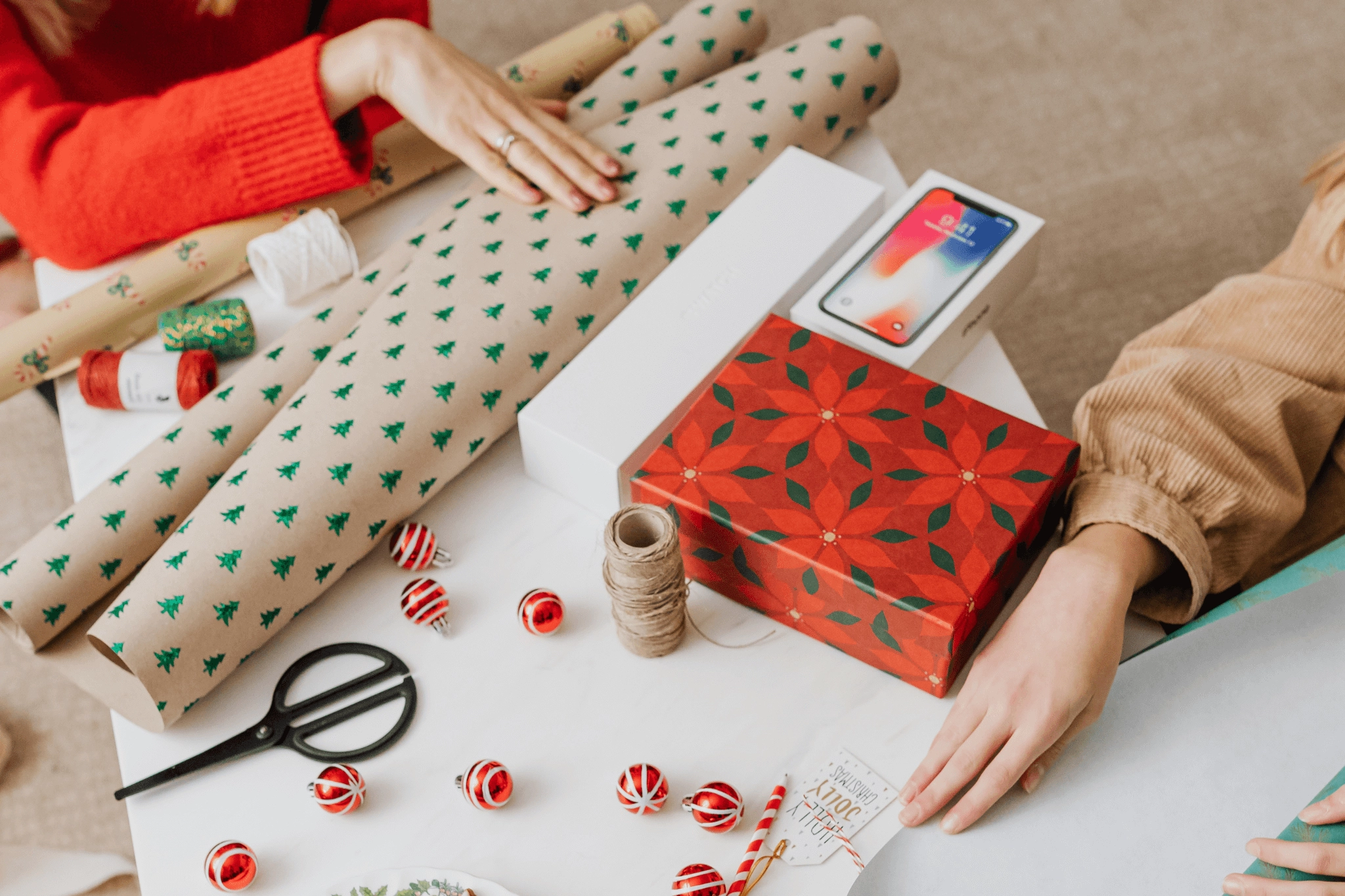 Jak zrobić prezent na święta własnoręcznie? 5 inspiracji na prezenty DIY